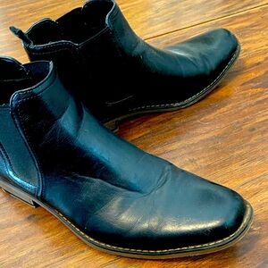 Men’s size 10 leather dress boots